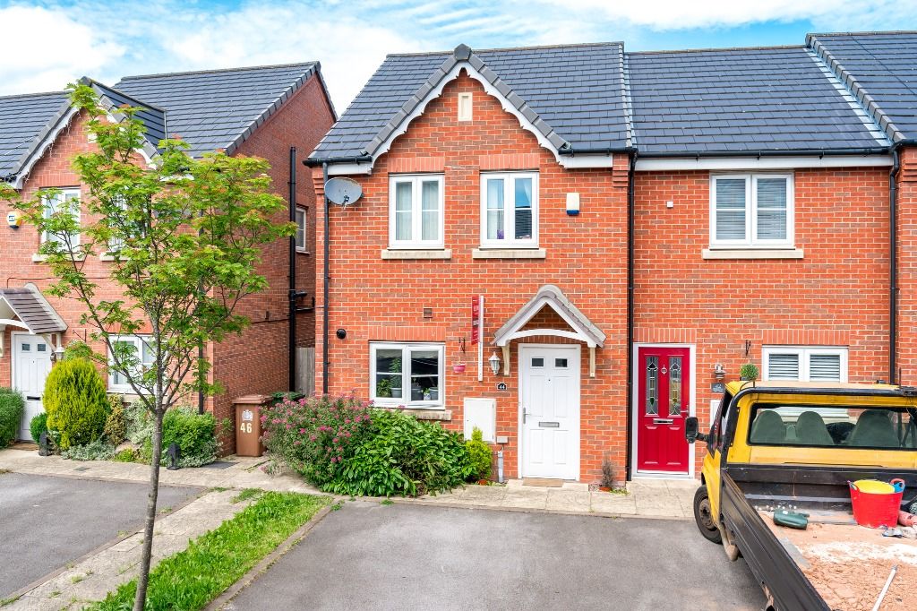 3 bed town house for sale in Deerfield Close, St Helens WA9 Zoopla