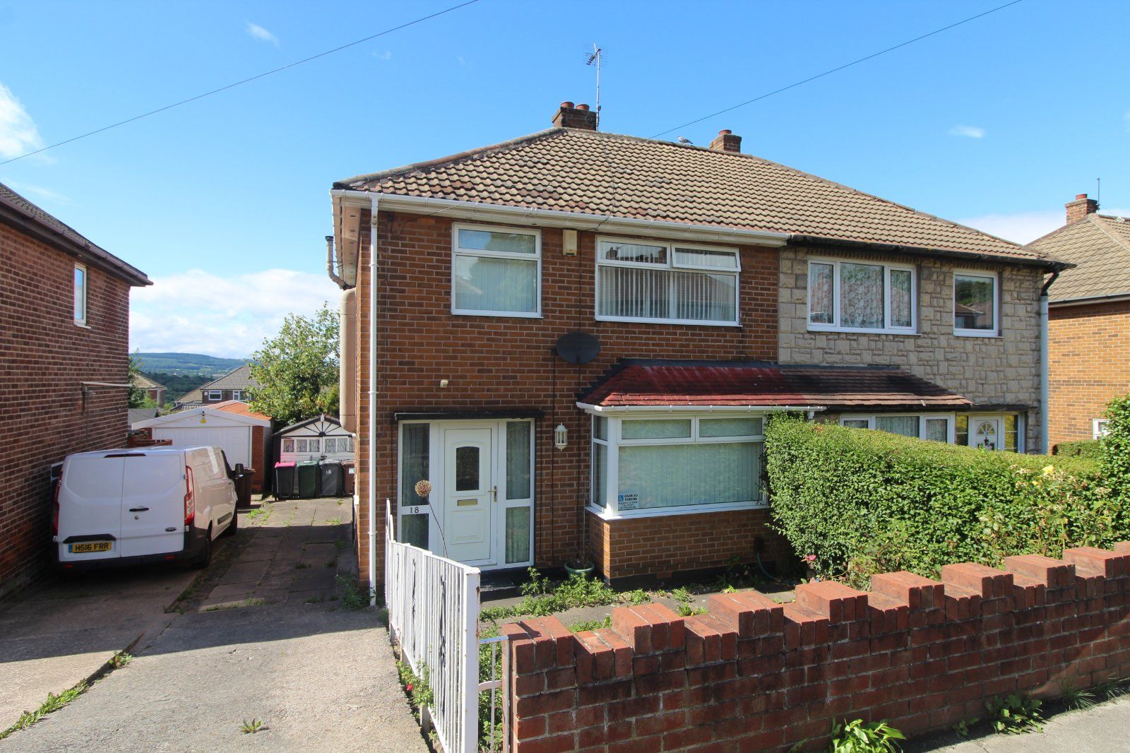 3 bed semidetached house for sale in Concord View Road, Rotherham