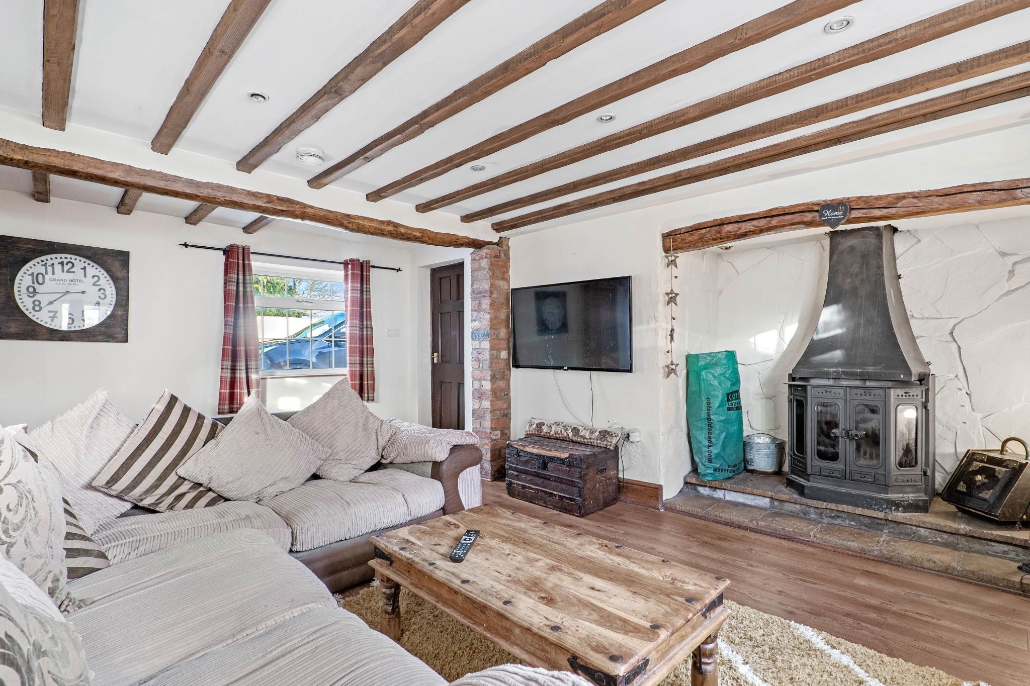 3 bed detached house for sale in Evesham Road, Cookhill, Alcester B49