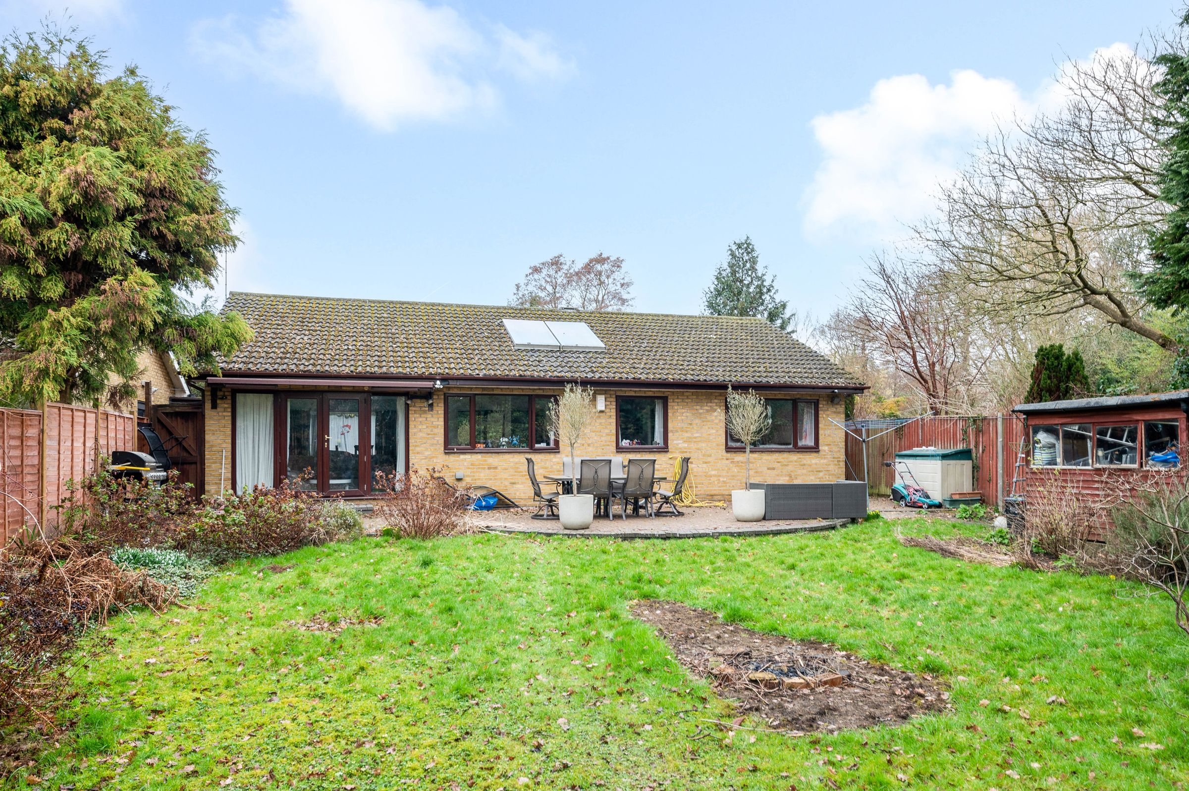 3 bed bungalow for sale in Audrey Close, Beckenham BR3 Zoopla