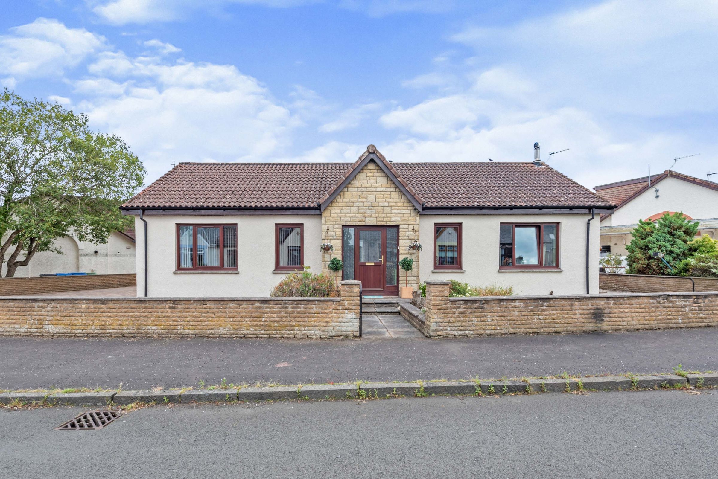 4 bed detached house for sale in Garden City, Stoneyburn EH47 Zoopla