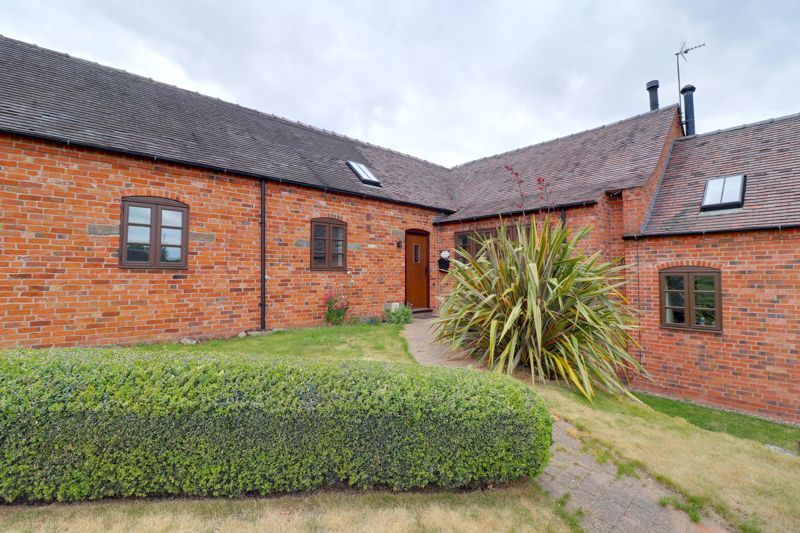 3 bed barn conversion for sale in Old Leese Barns, Billington, Stafford