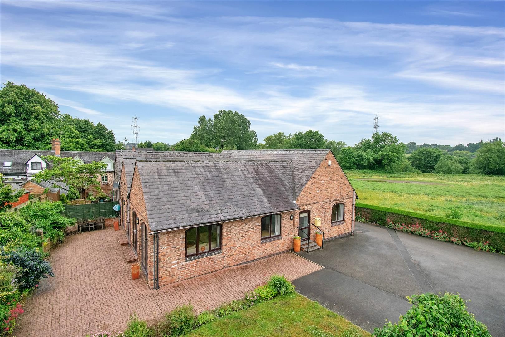 4 bed barn conversion for sale in Mill Road, Thurcaston, Leicester LE7