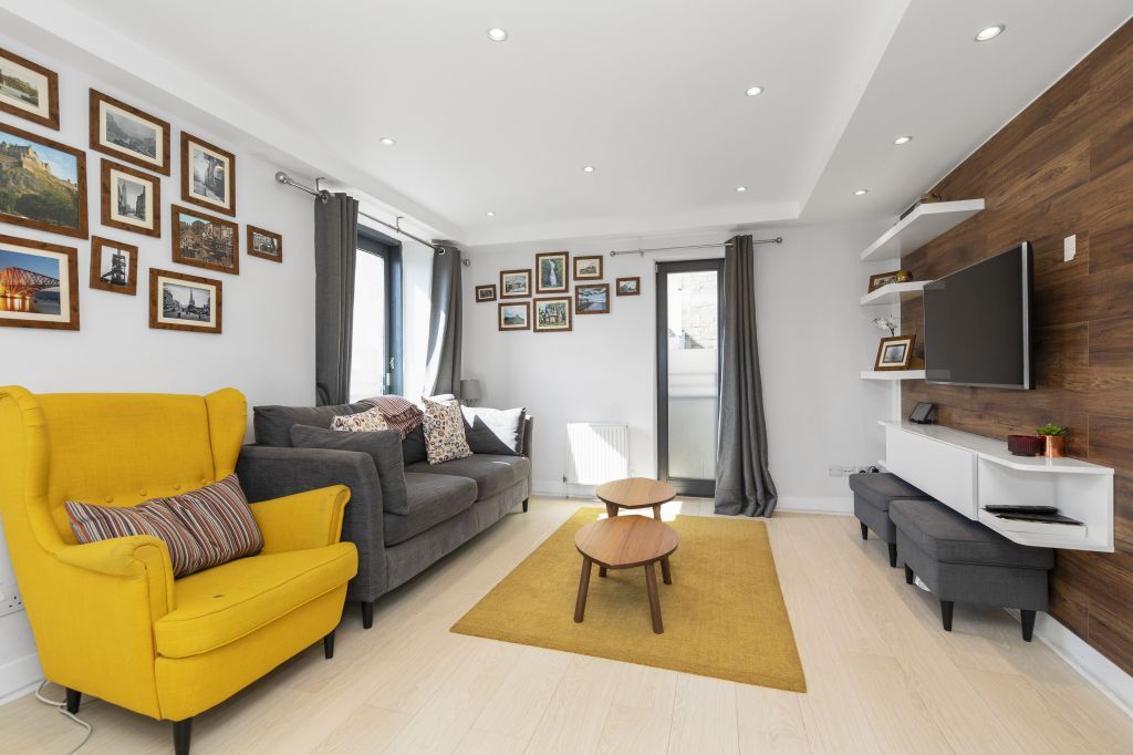 19/8 Old Fishmarket Close, Old Town, Edinburgh EH1  