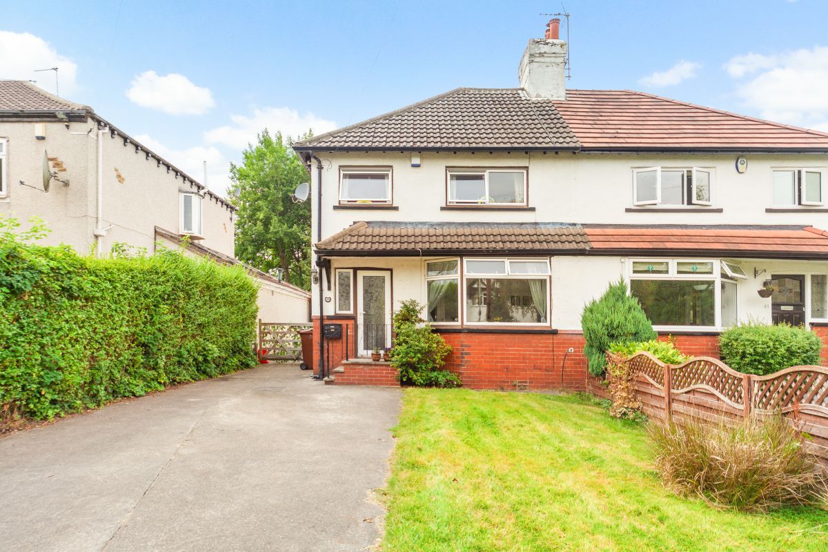 3 bed semidetached house for sale in Broomfield, Adel, Leeds LS16 Zoopla