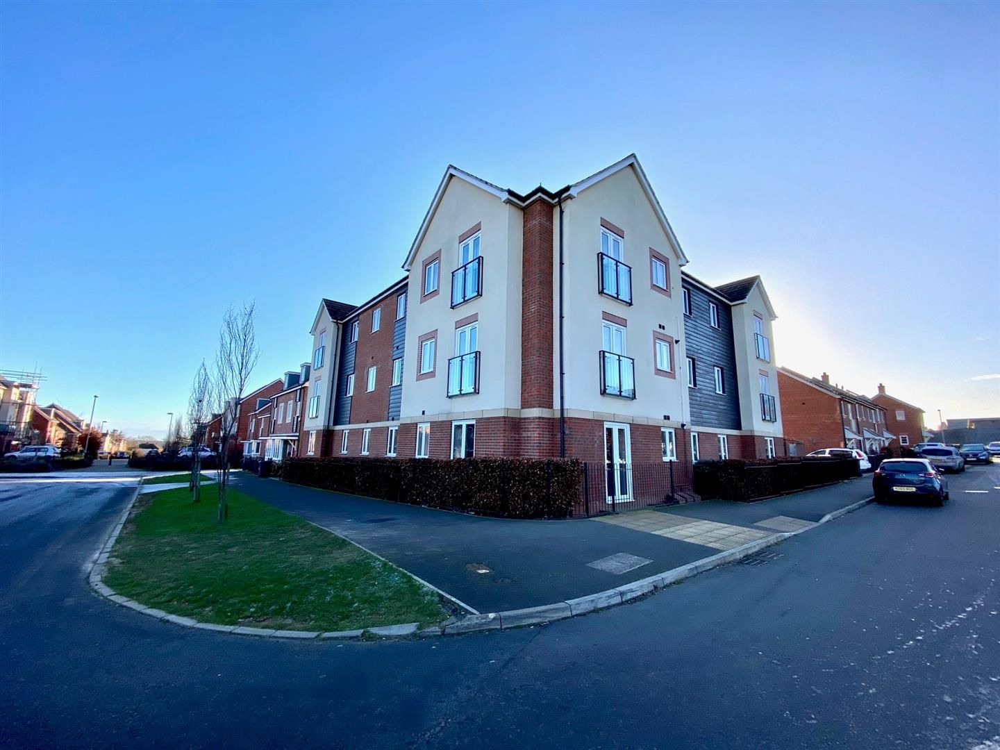 2 bed flat for sale in Bracken Way, Malvern WR14 Zoopla