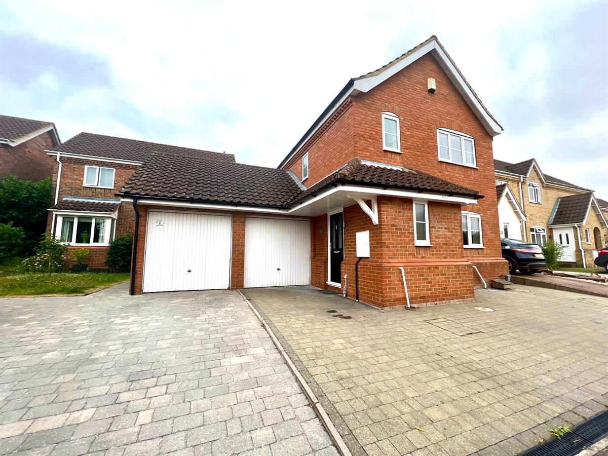 3 bed semidetached house to rent in Quenby Way, Bromham, Bedford MK43