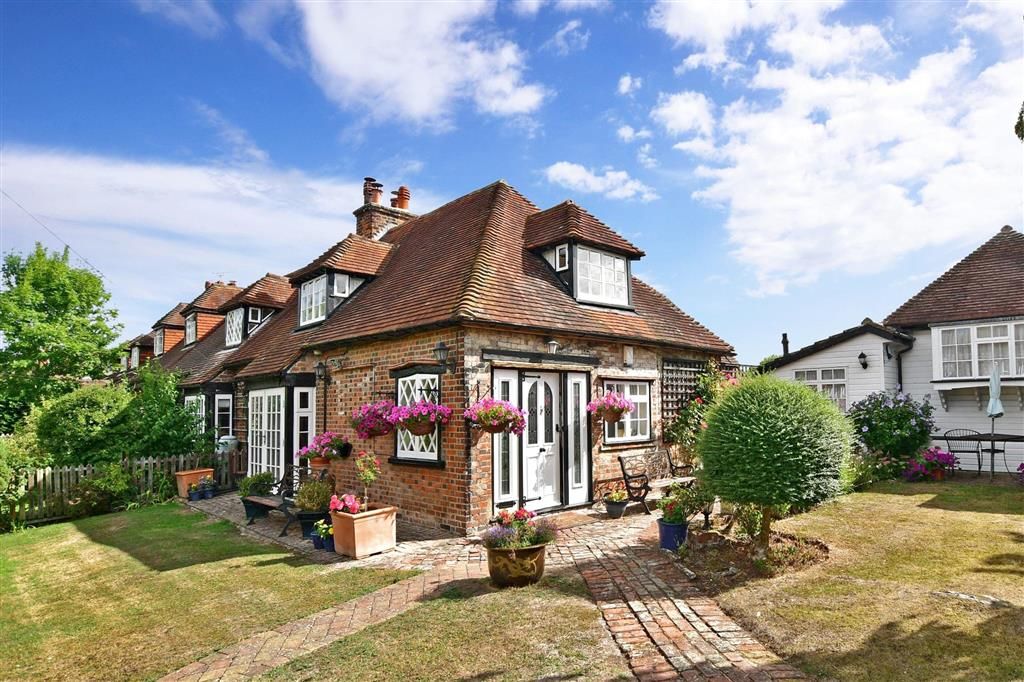 3 bed semidetached house for sale in The Drove, Chestfield, Whitstable