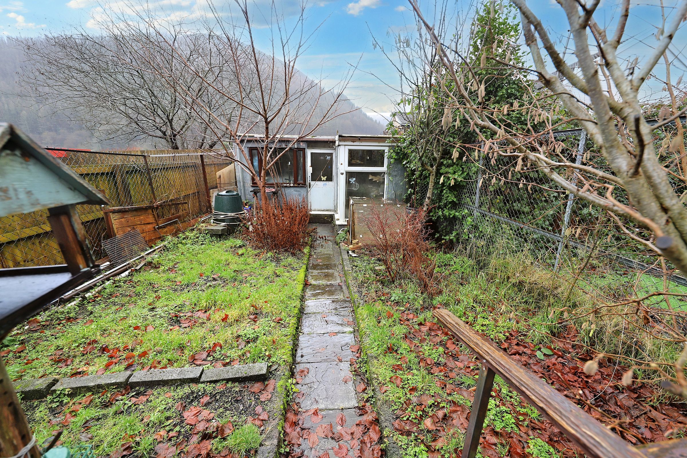 3 bed terraced house for sale in Mountain View, Tynewydd CF42 Zoopla
