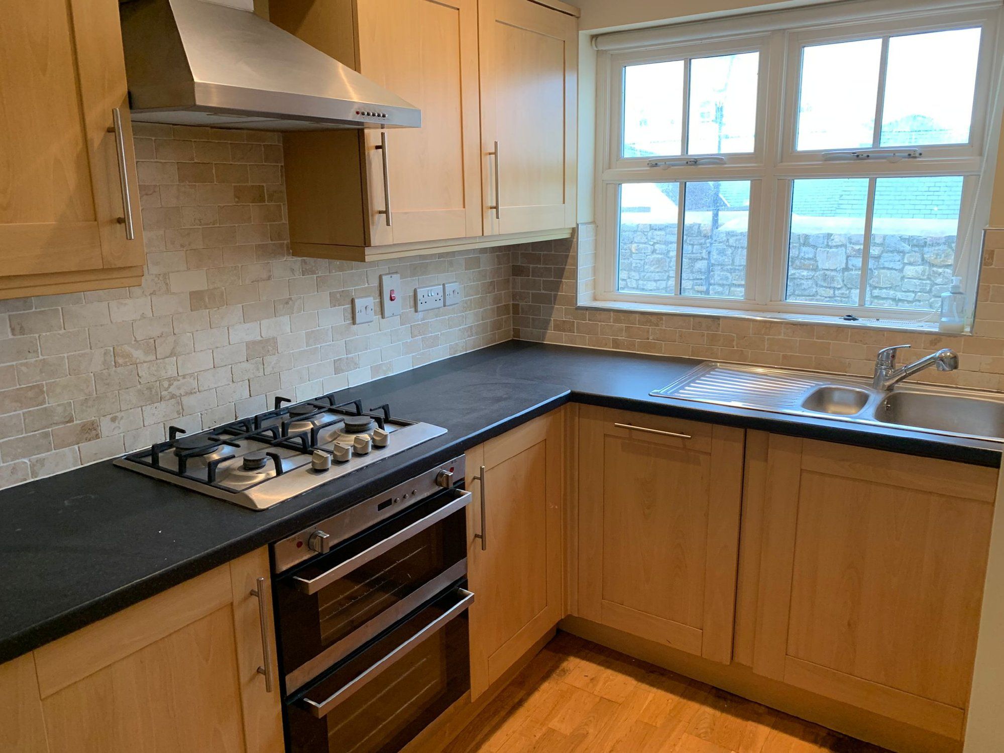 4 bed town house for sale in Commerce Mews, Market Street