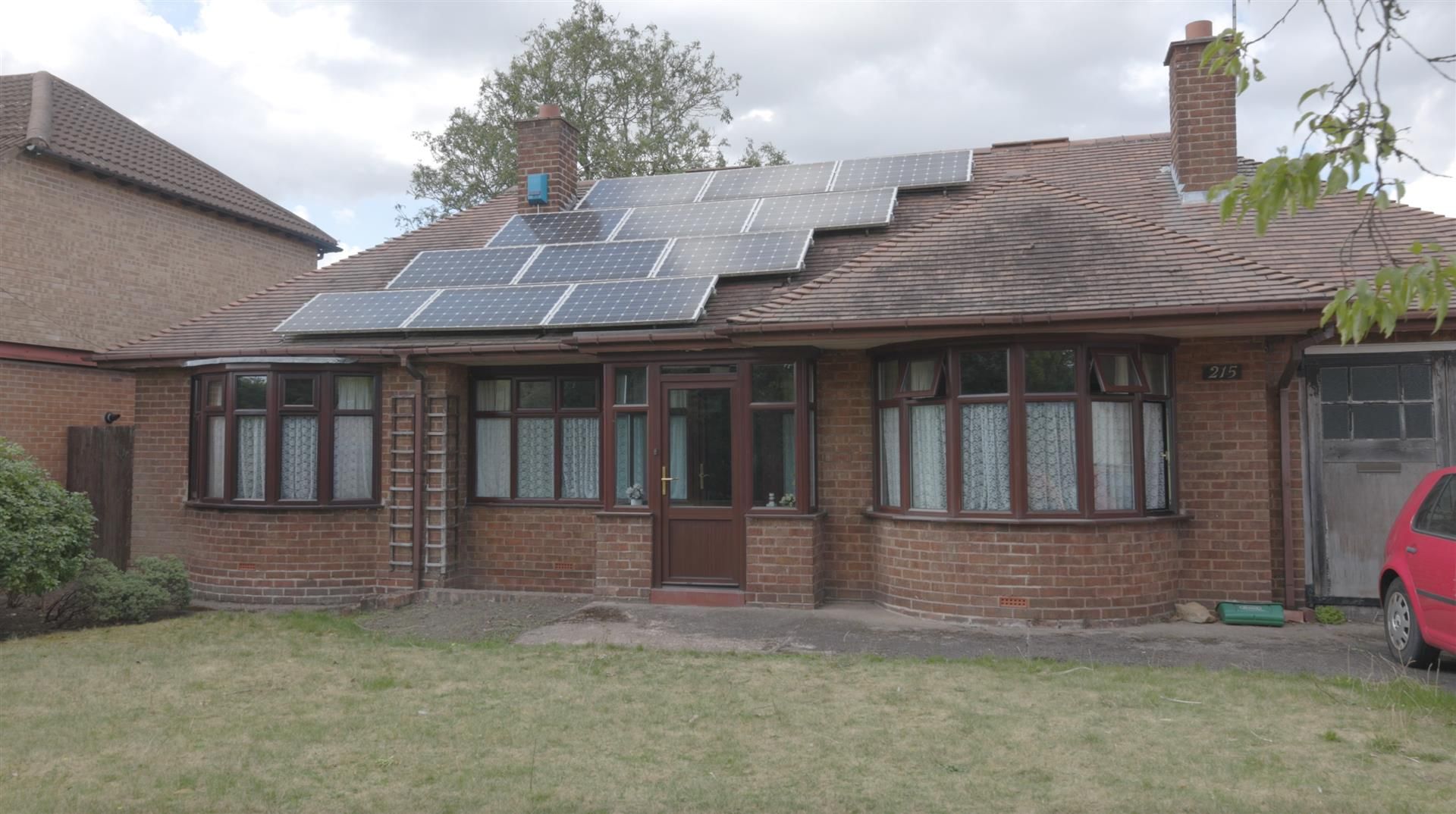 2 bed detached bungalow for sale in Clipstone Road West, Forest Town