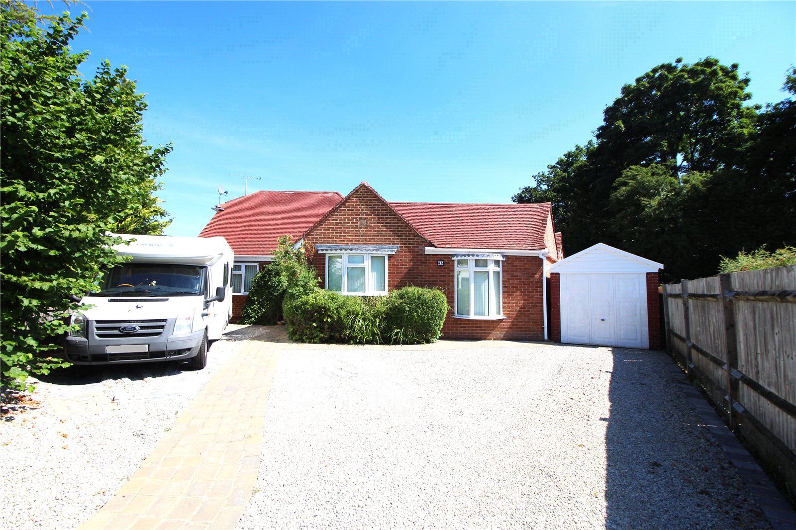 3 bed bungalow for sale in Beresford Close, Frimley Green, Camberley