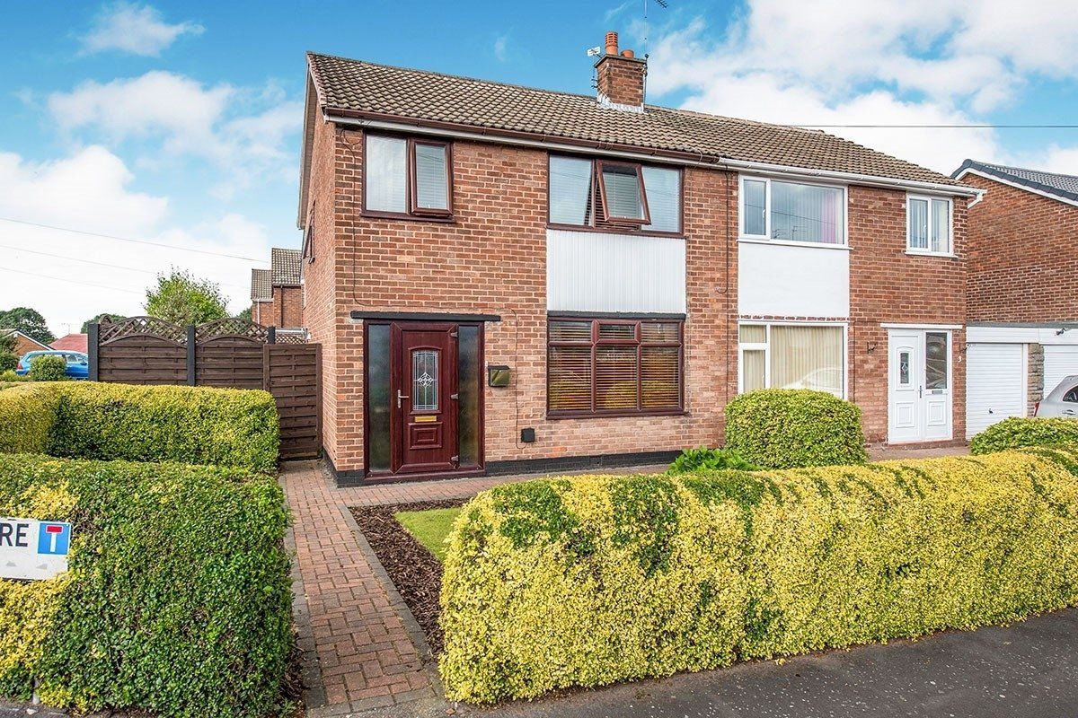 3 bed semidetached house for sale in Delamere Road, Skelmersdale