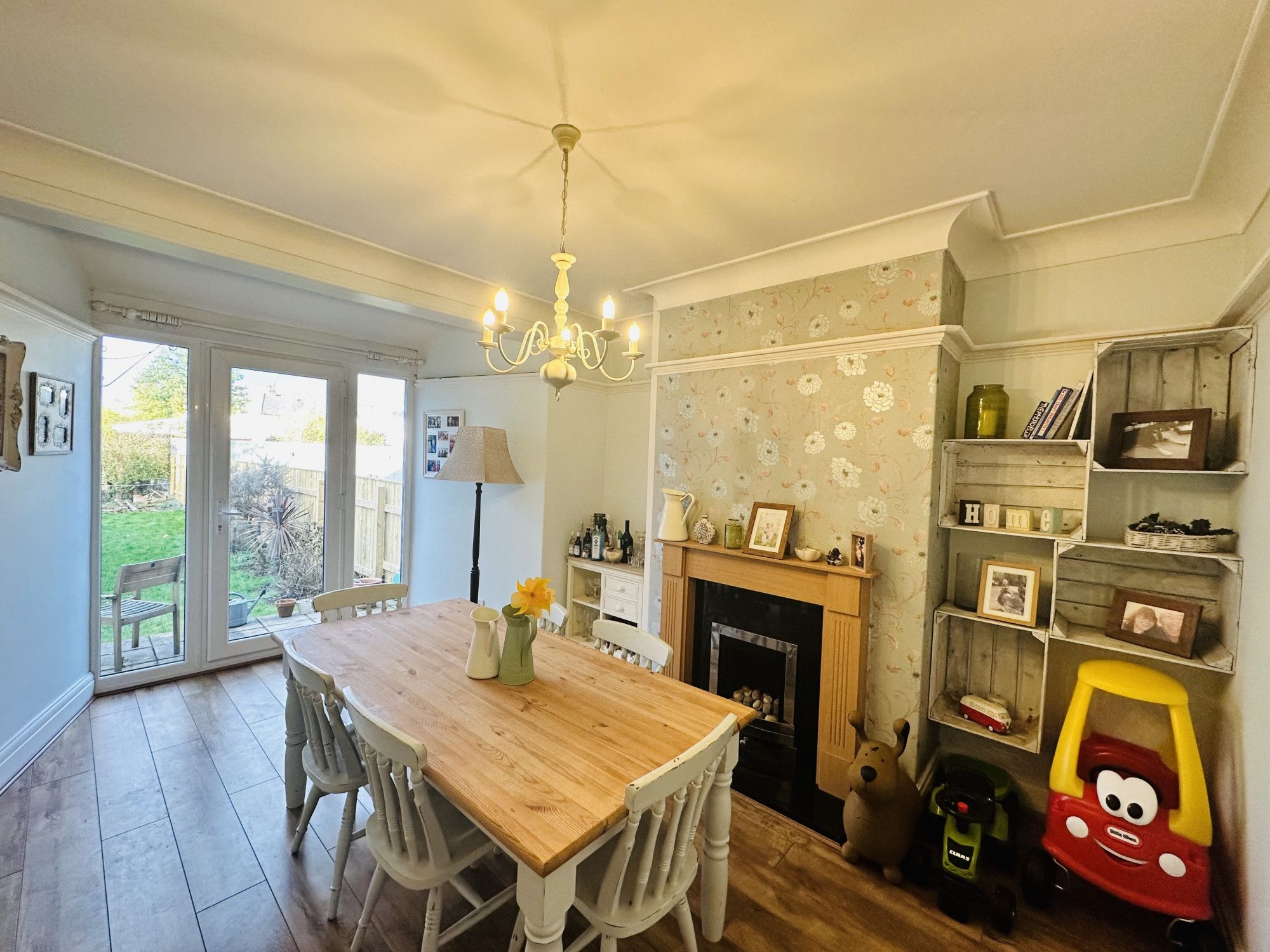 3 bed semidetached house for sale in James Reckitt Avenue, Hull HU8