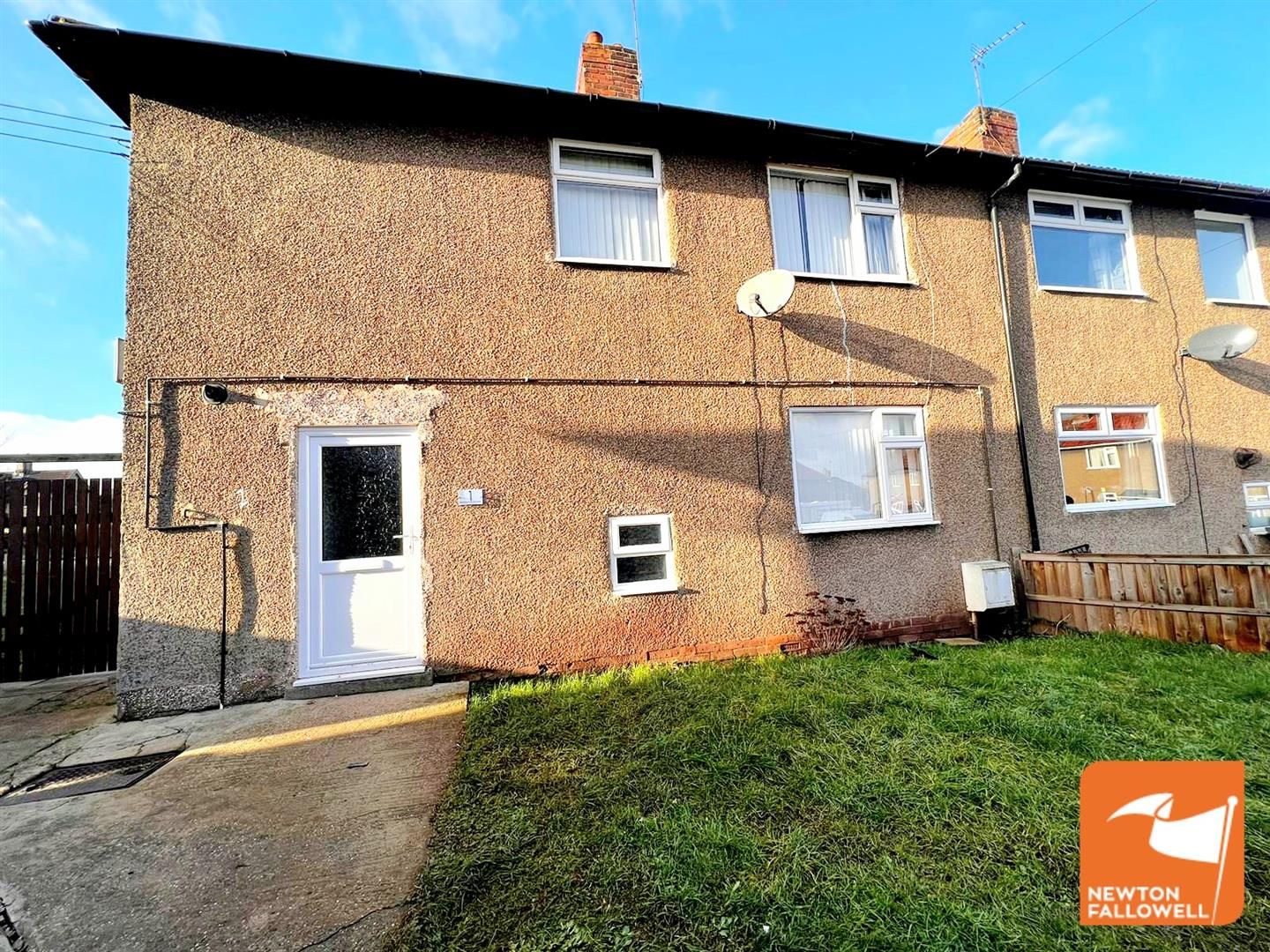3 bed town house for sale in Hardwick Street, Langwith, Mansfield NG20