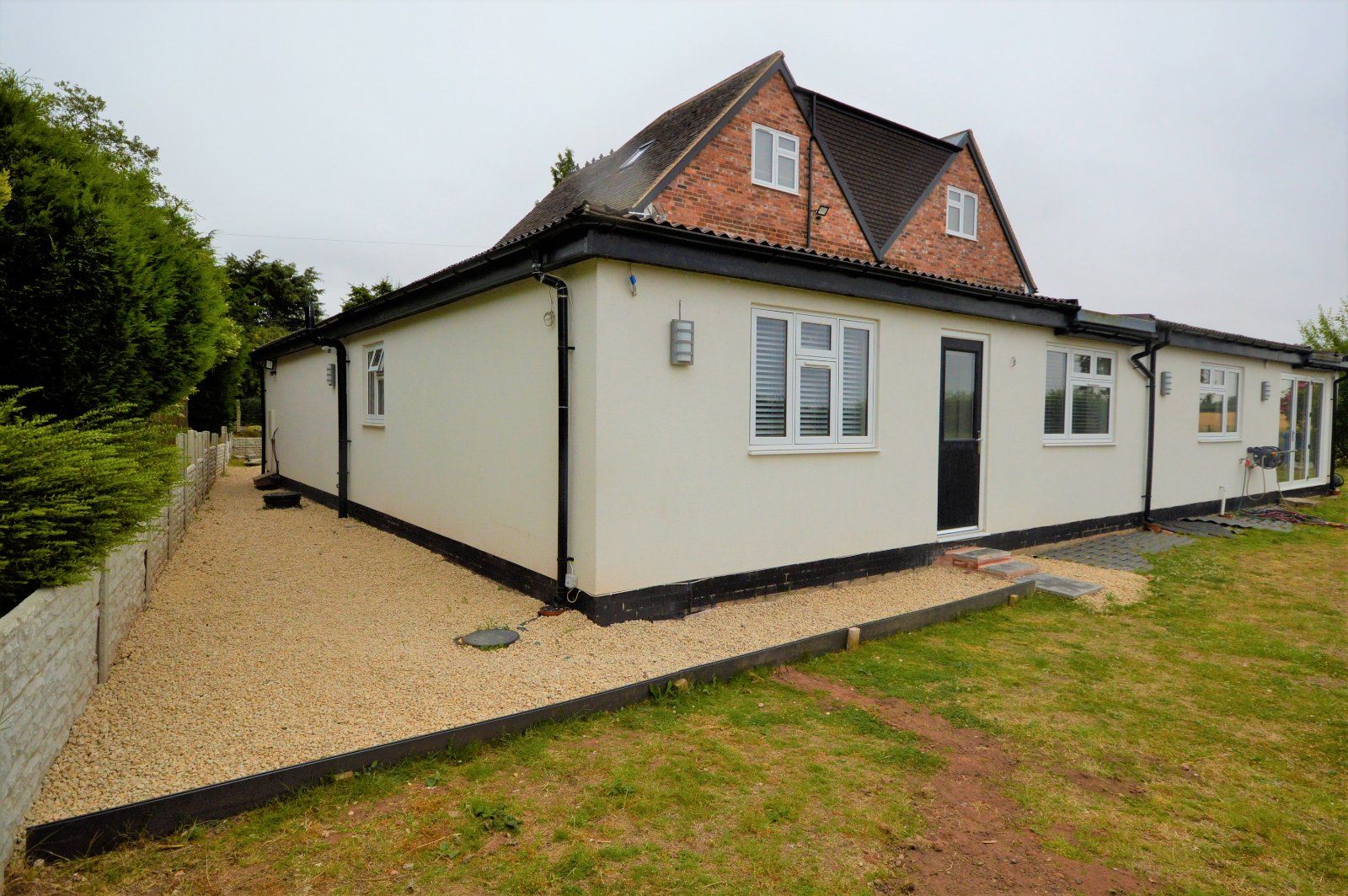 1 bed bungalow to rent in Perton Court Farm Cottages, Pattingham Road