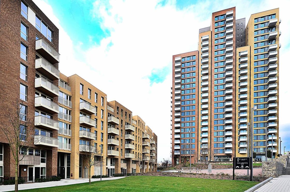 Flat, Marner Point, Jefferson Plaza, London E3  