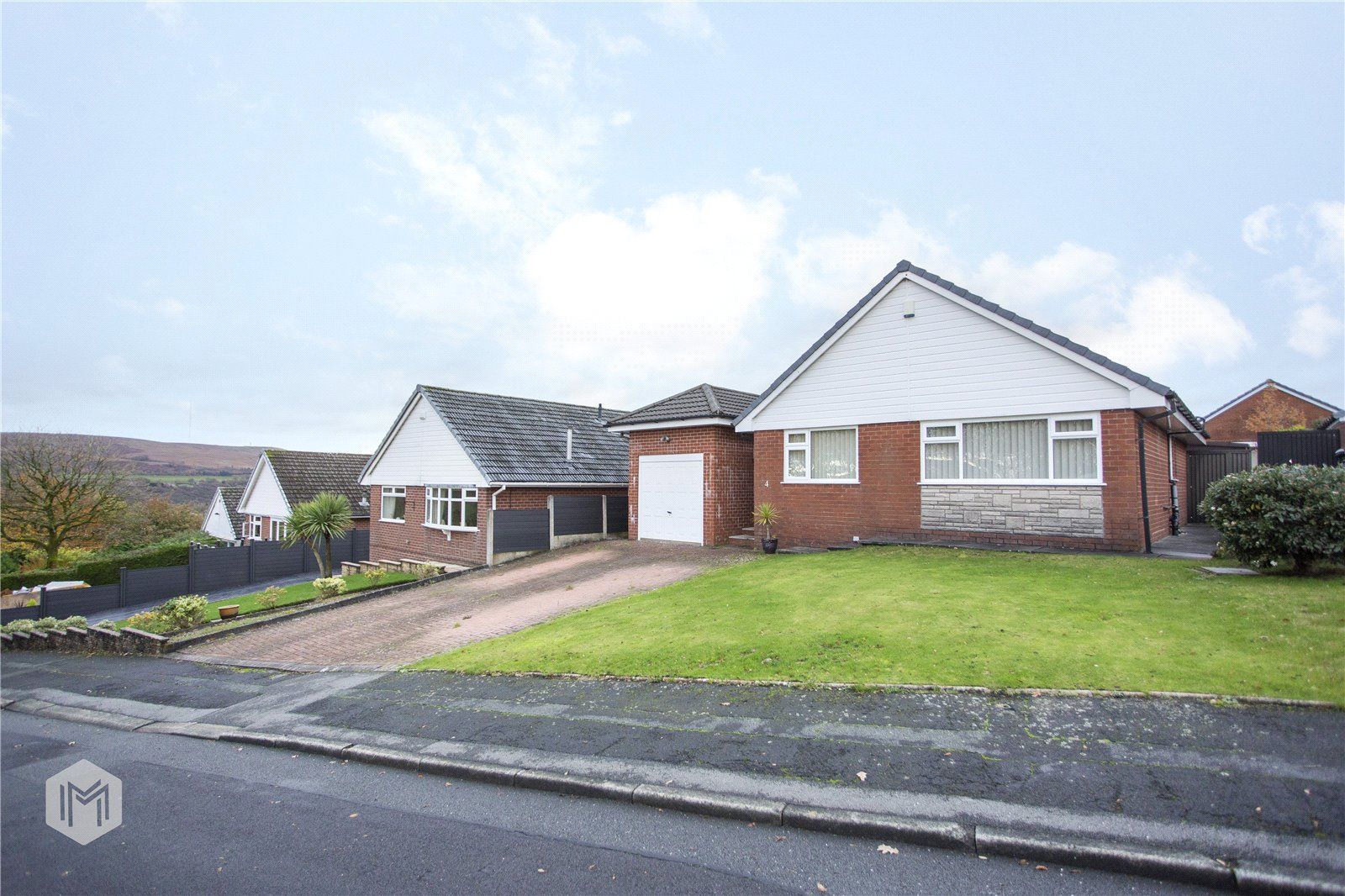 3 bed bungalow for sale in Little Moor Clough, Egerton, Bolton, Greater