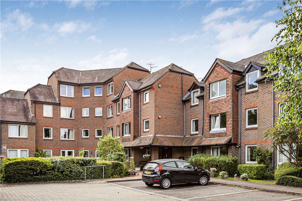 1 bed flat for sale in York Road, Guildford, Surrey GU1 Zoopla