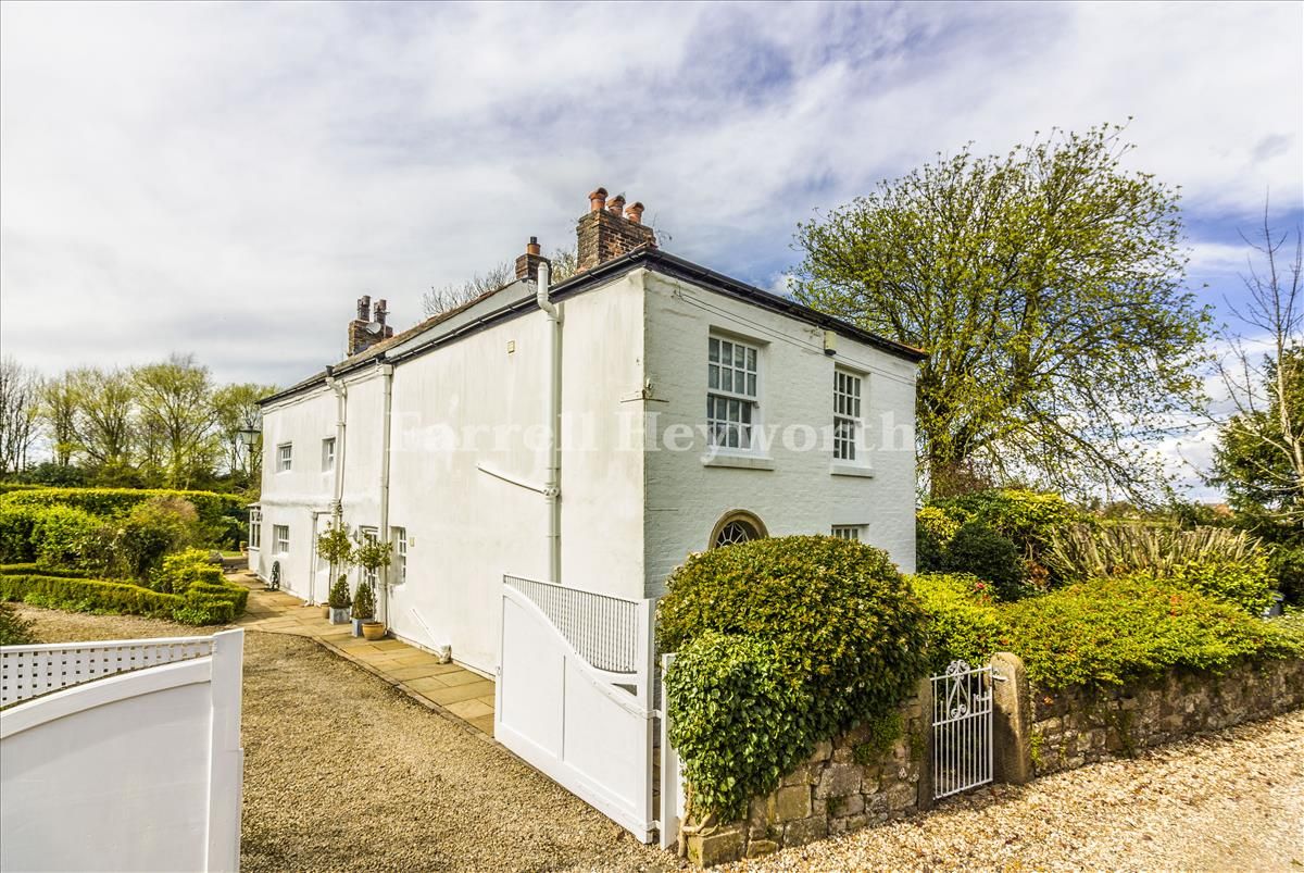 4 bed property for sale in Eaves Lane, Preston PR4 Zoopla