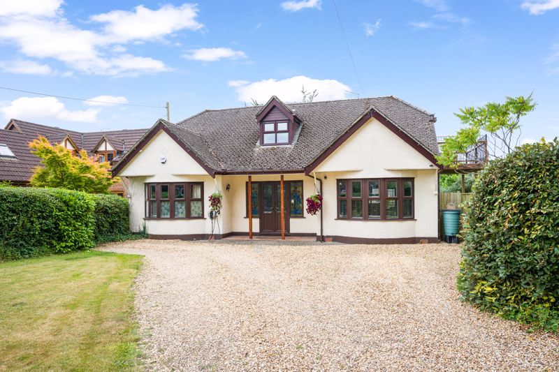 4 bed bungalow for sale in Angel Lane, Ferndown BH22 Zoopla