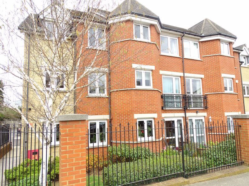 1 bed property for sale in Leicester Road, New EN5 Zoopla