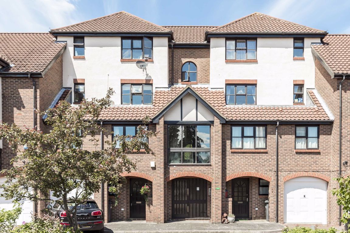 1 bed flat for sale in Beaumont Place, Isleworth TW7 Zoopla