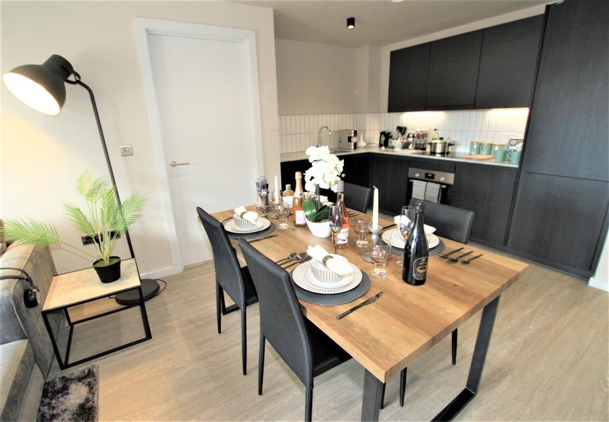 Flat, Hulme Hall Road, Manchester M15  