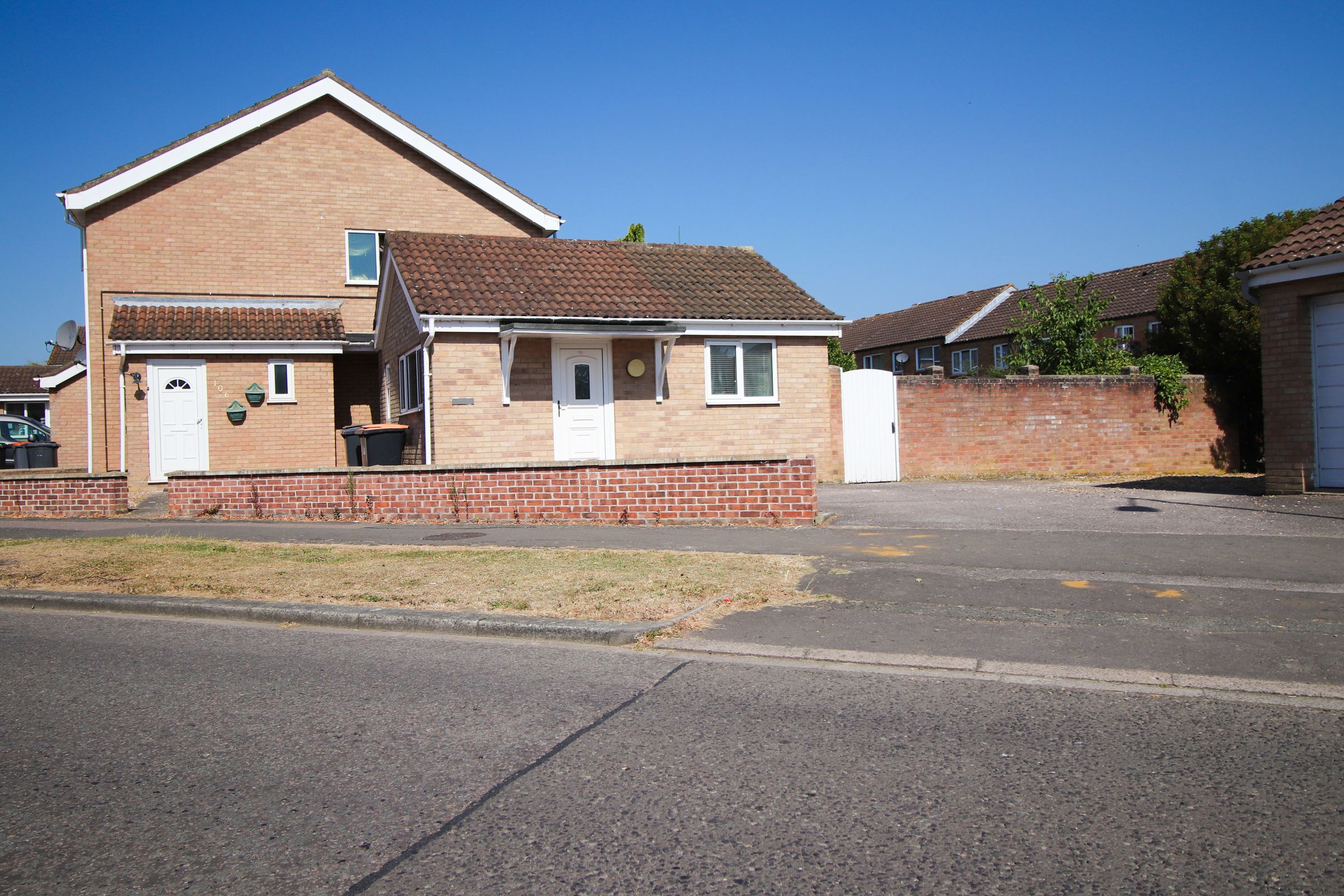 1 bed bungalow to rent in Tyne Crescent, Bedford MK41 Zoopla