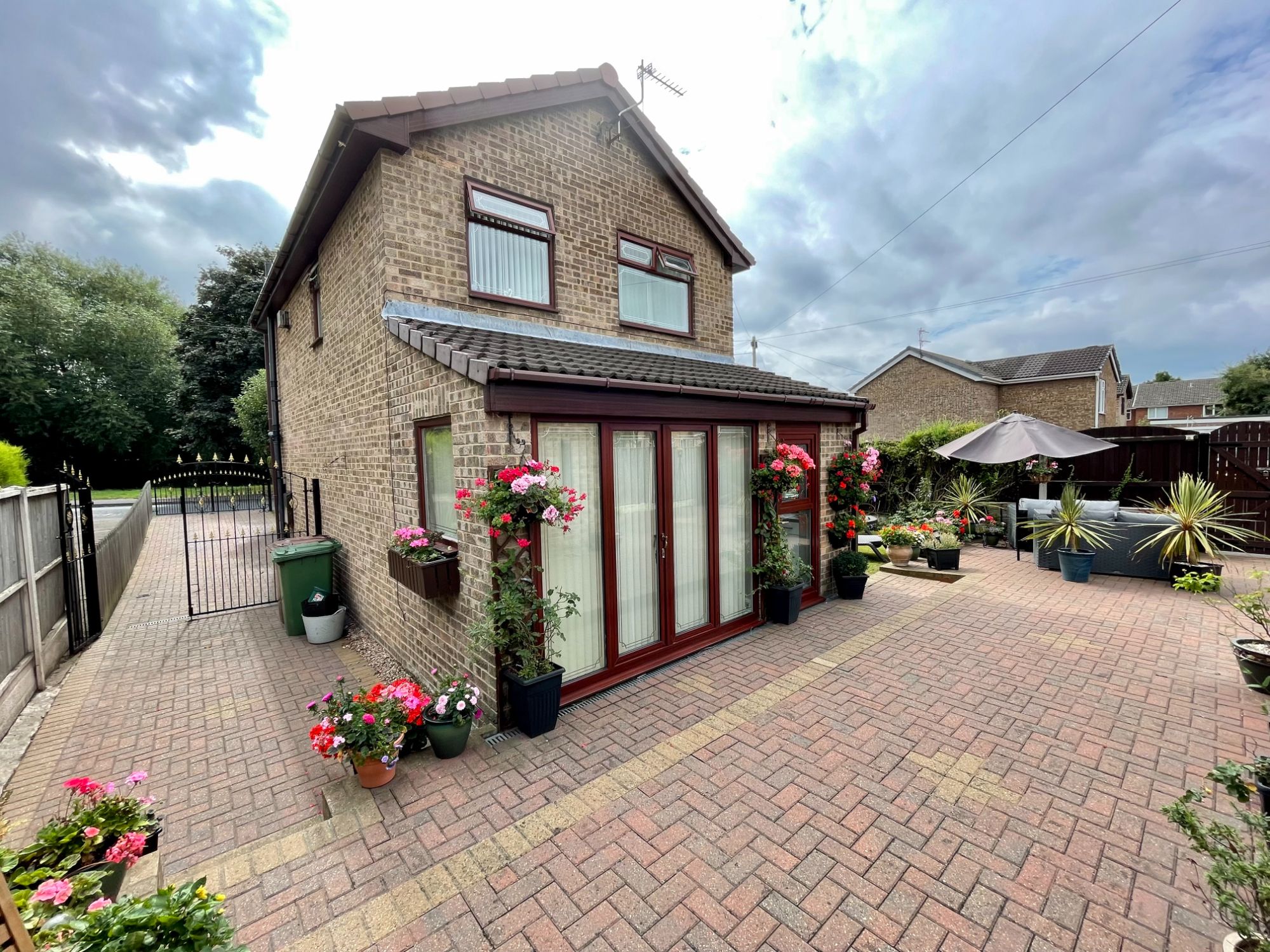 3 bed detached house for sale in Blackthorn Way, Wakefield WF2 Zoopla