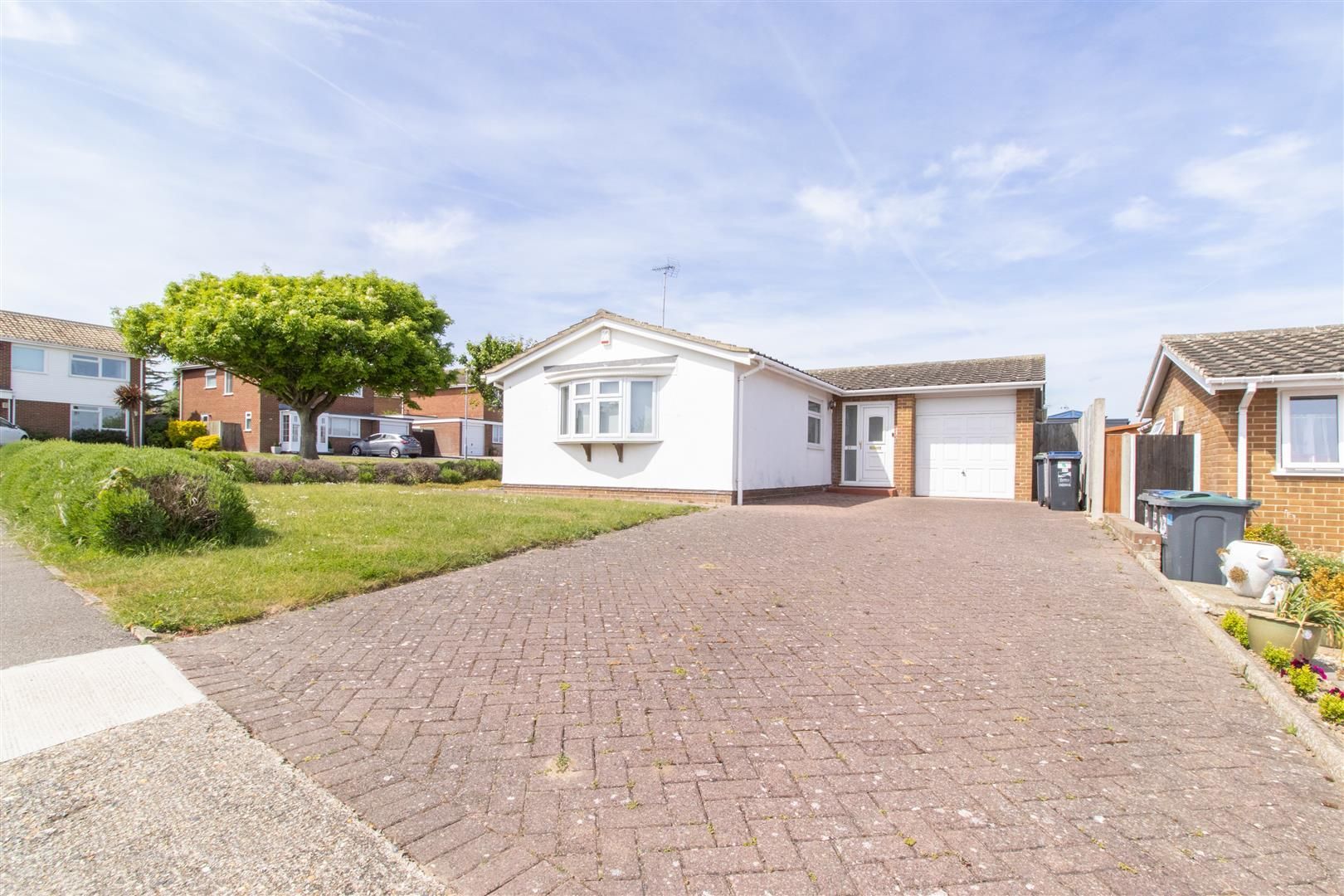 2 bed bungalow for sale in Detling Avenue, Broadstairs CT10 Zoopla