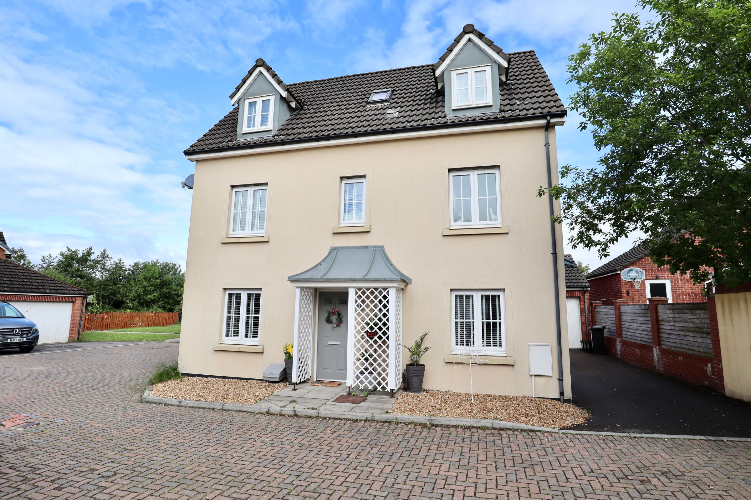 4 bed detached house for sale in Blaenau'r Cwm, Gelli Dawel, Merthyr