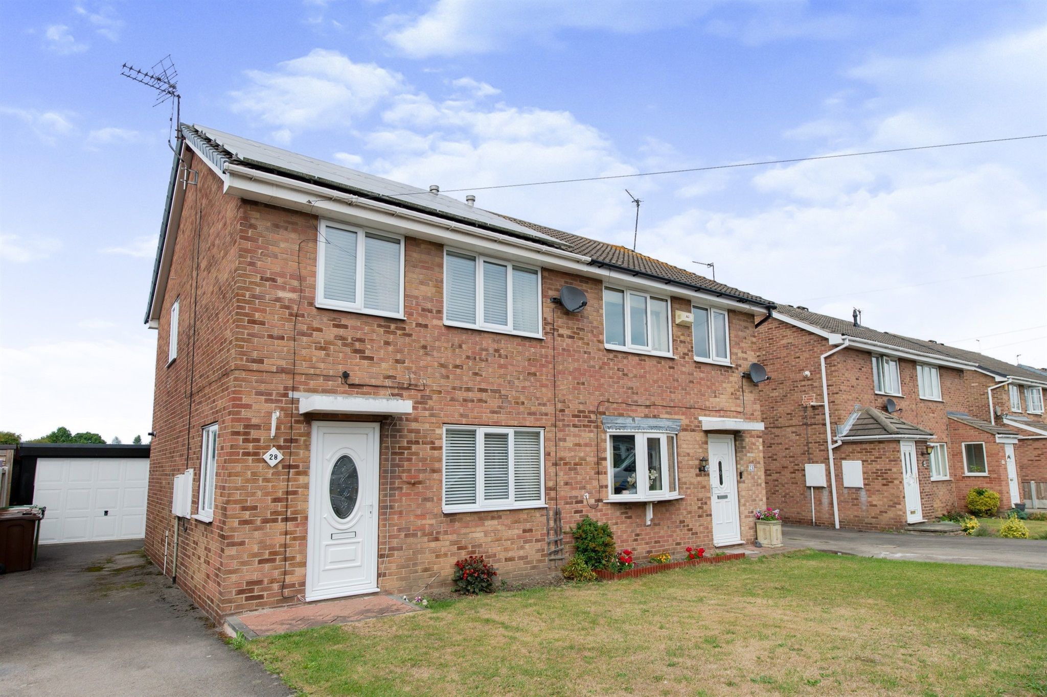 3 bed semidetached house for sale in Falmouth Avenue, Normanton WF6