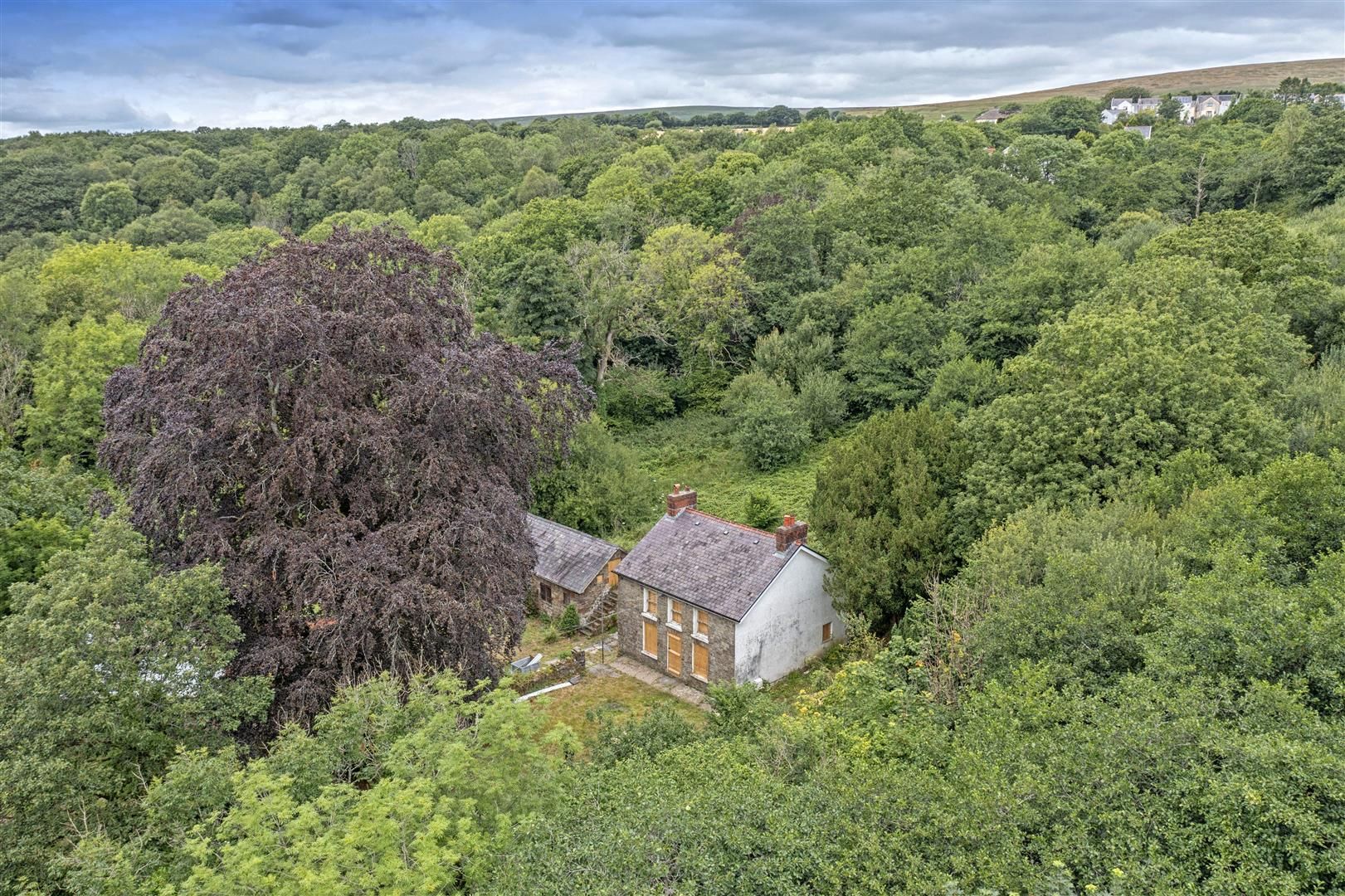 4 bed property for sale in Bryn Bach Road, Upper Brynamman, Ammanford