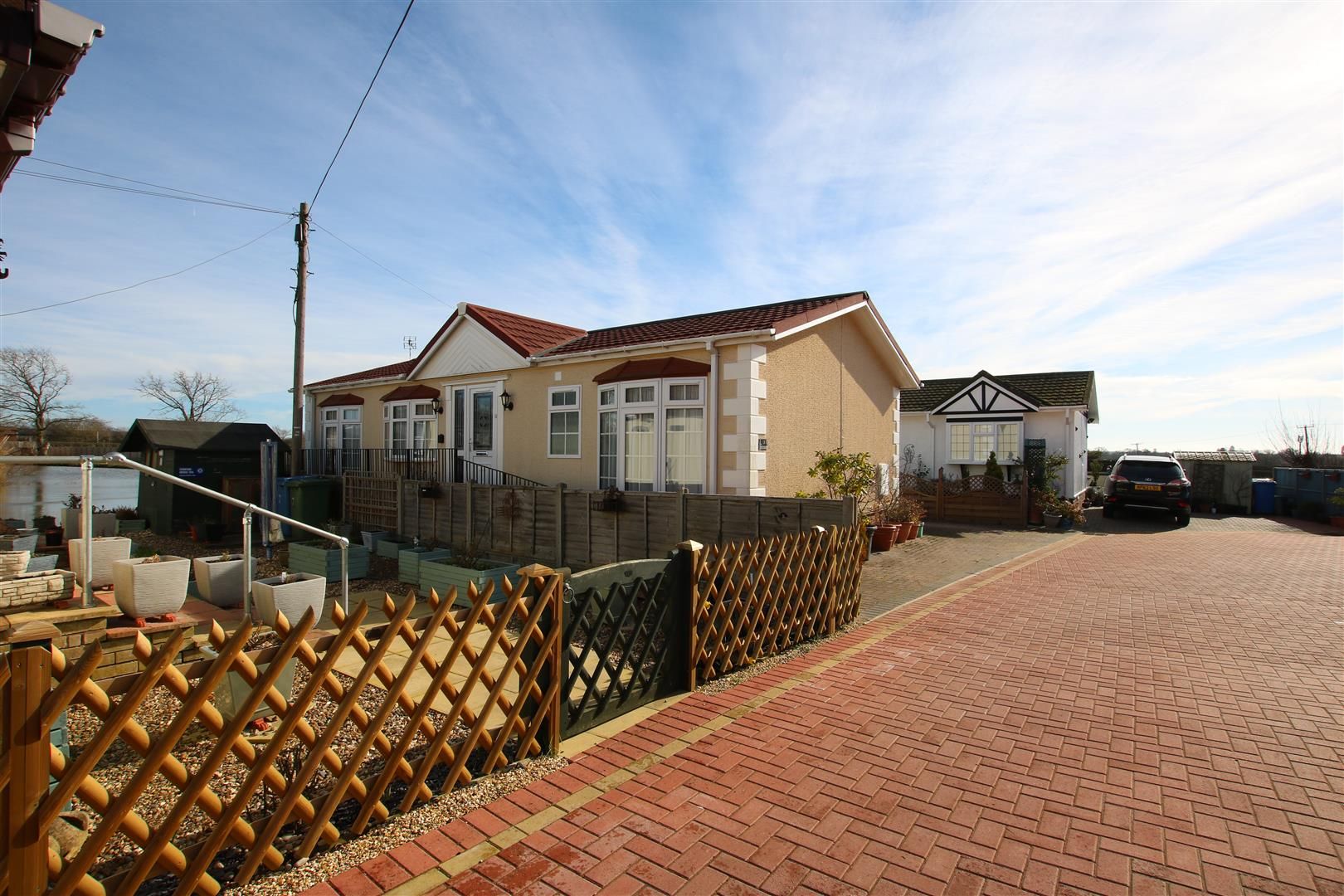 Lake View, Crouch Lane, Winkfield SL4