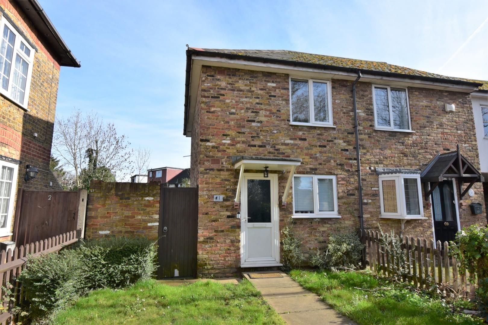 Bryden Cottages, Cowley UB8  