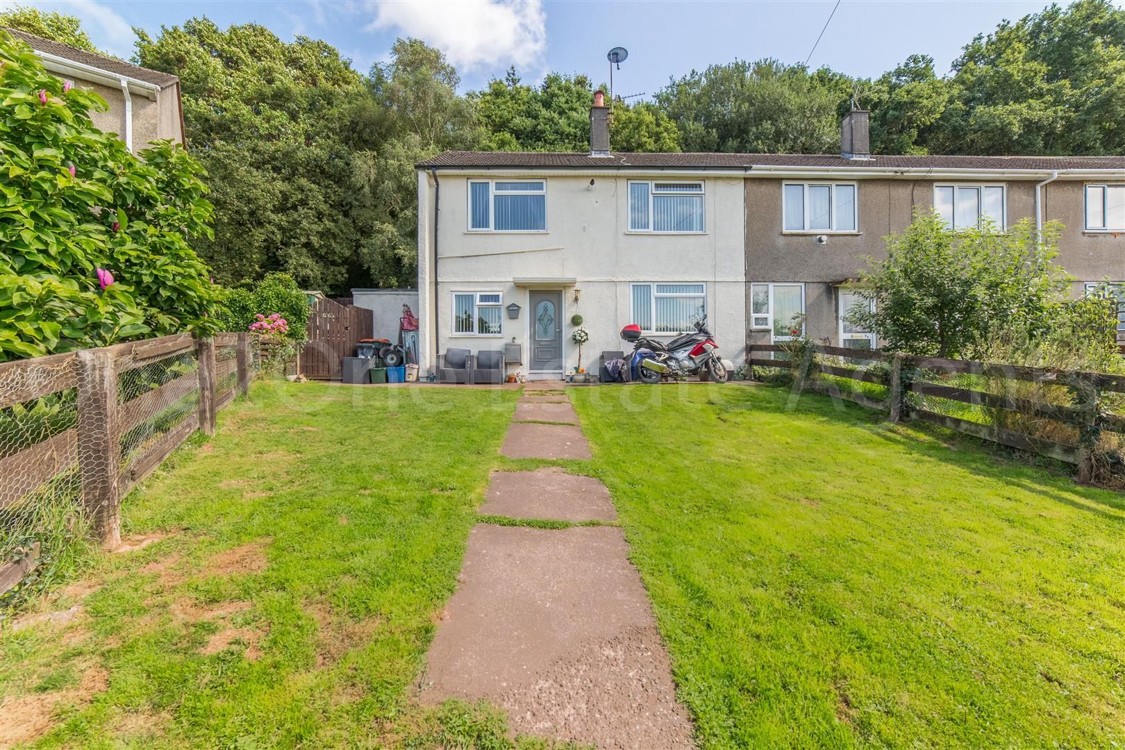 3 bed end terrace house for sale in Graig Wood Close, Newport NP20 Zoopla