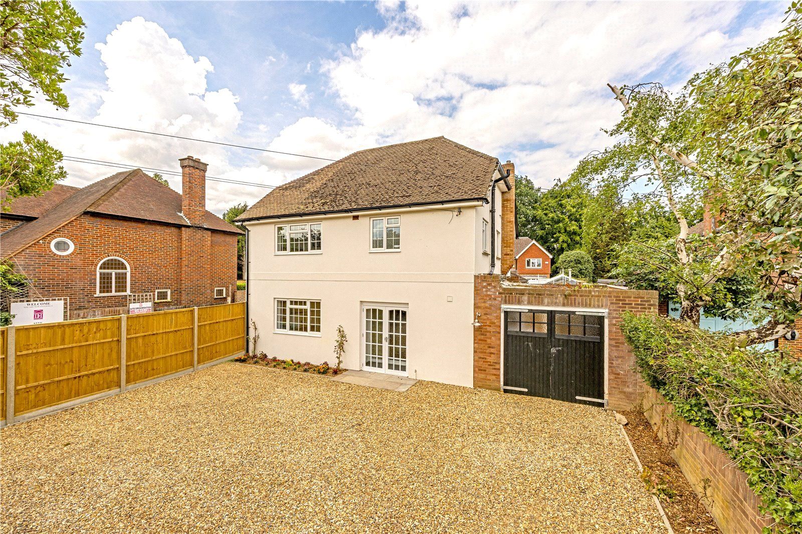 3 bed detached house for sale in Manor Road North, Hinchley Wood