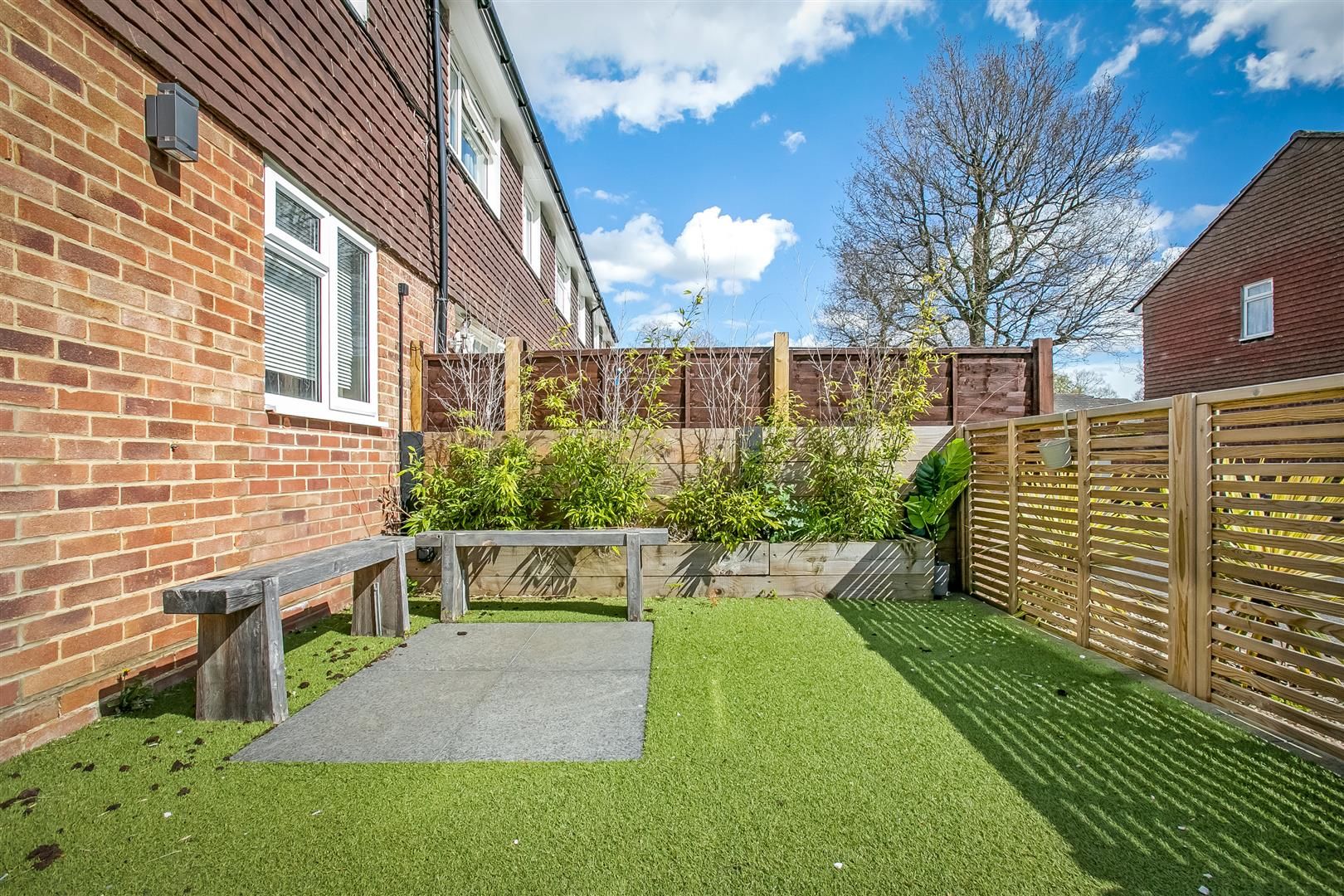 1 bed flat for sale in The Greenway, Hurst Green, Oxted RH8 Zoopla