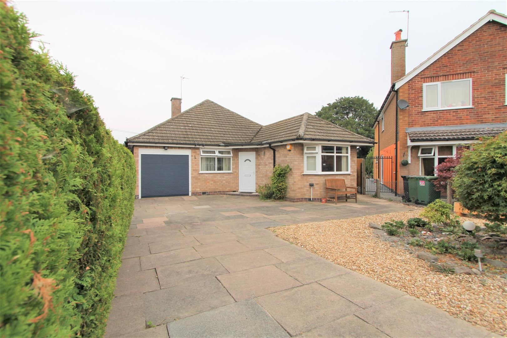 3 bed detached bungalow for sale in Thirlmere Road, Wigston, Leicester