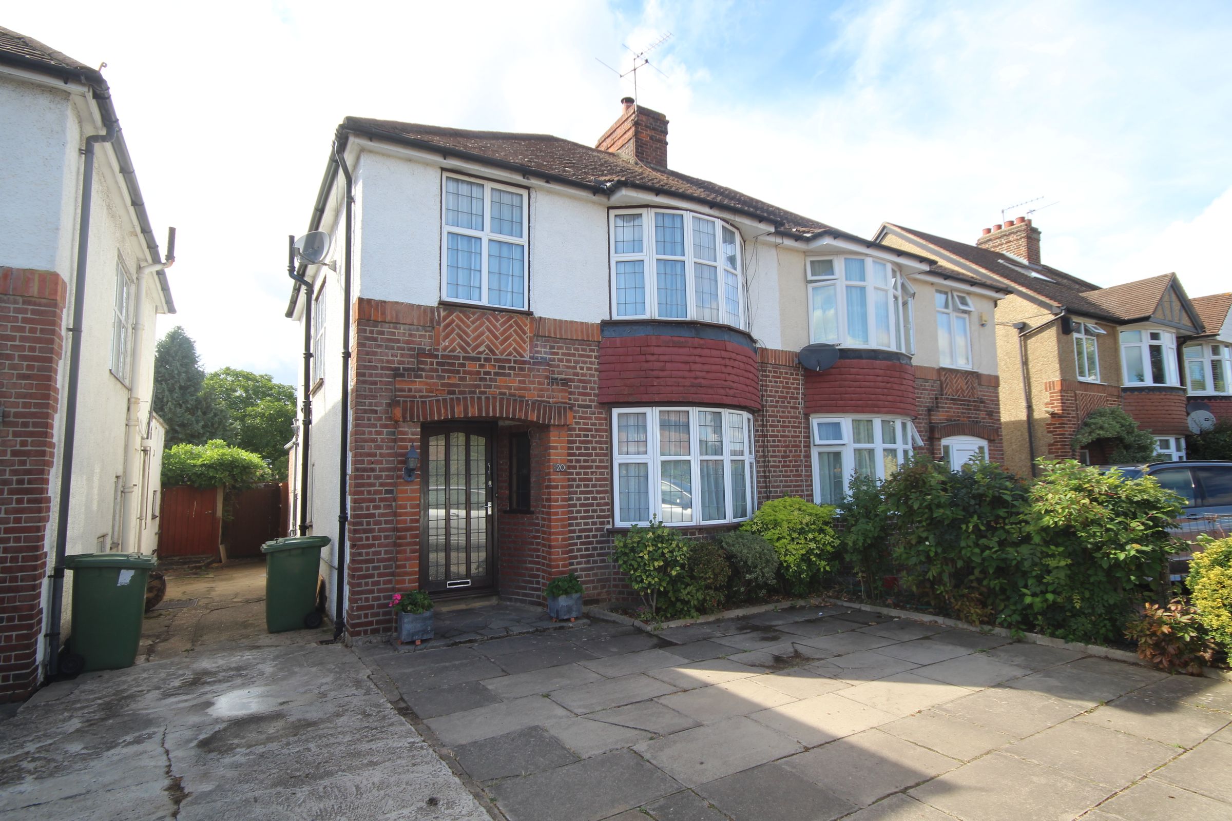 3 bed semidetached house for sale in Worple Road, Staines TW18 Zoopla