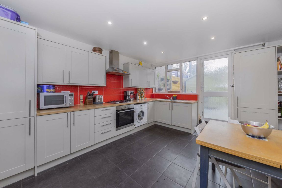 3 bed terraced house to rent in Coburg Crescent, London SW2 Zoopla