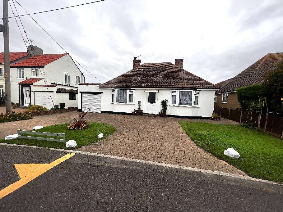 2 bed bungalow for sale in Lower Sands, Romney Marsh TN29 Zoopla
