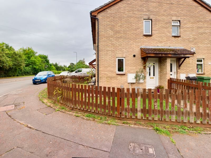 2 bed end terrace house for sale in Avondale Gardens South, Cardiff