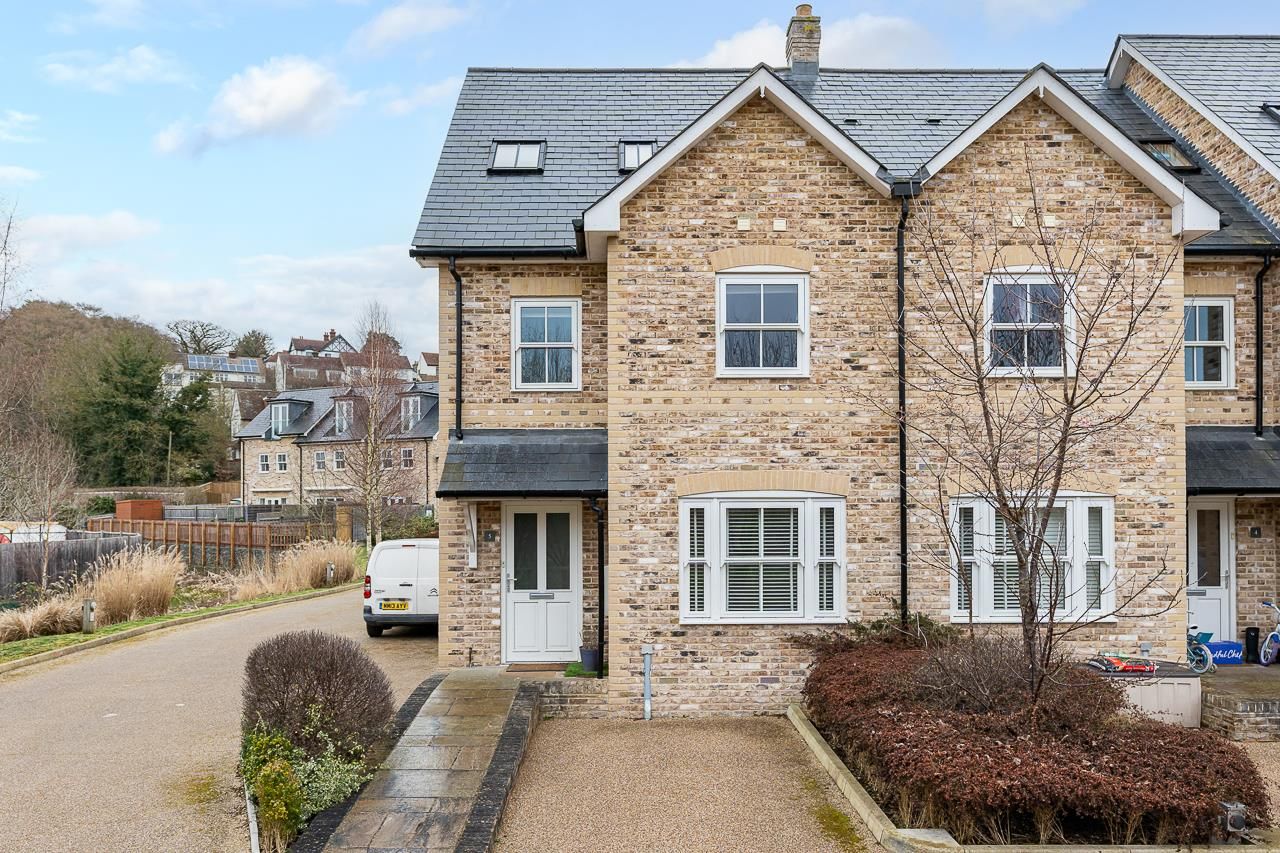 4 bed property for sale in Willow Bough Yard, Bengeo, Hertford SG14