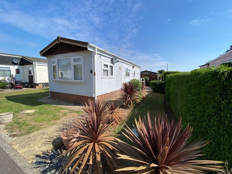 1 bed mobile/park home for sale in Silver Birch Avenue, Briar Bank Park