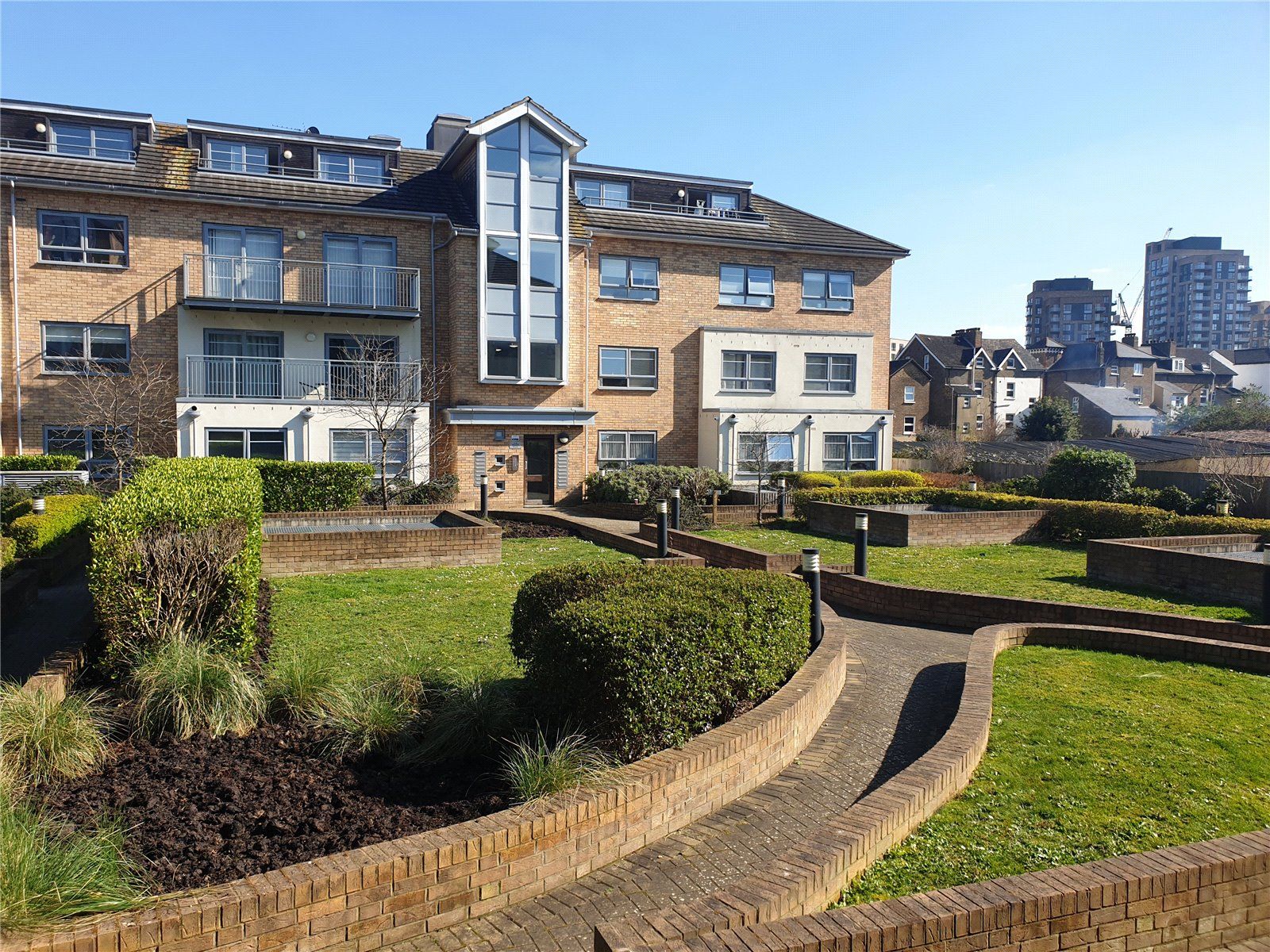 60 Sydenham Road, Croydon, Surrey CR0  