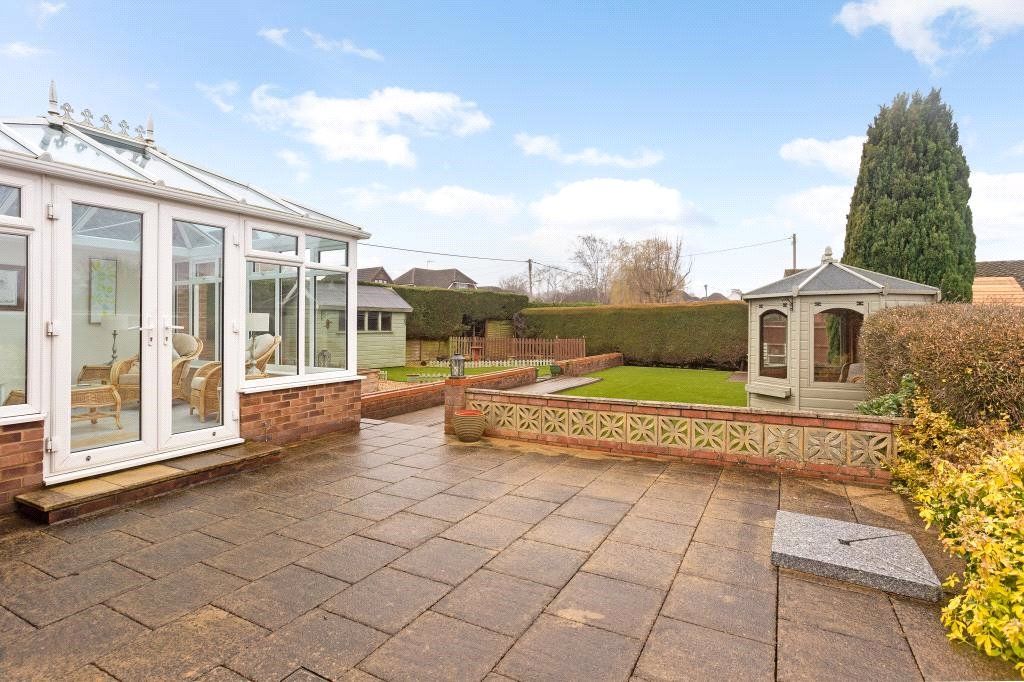 3 bed bungalow for sale in Byfleet Avenue, Old Basing RG24 Zoopla