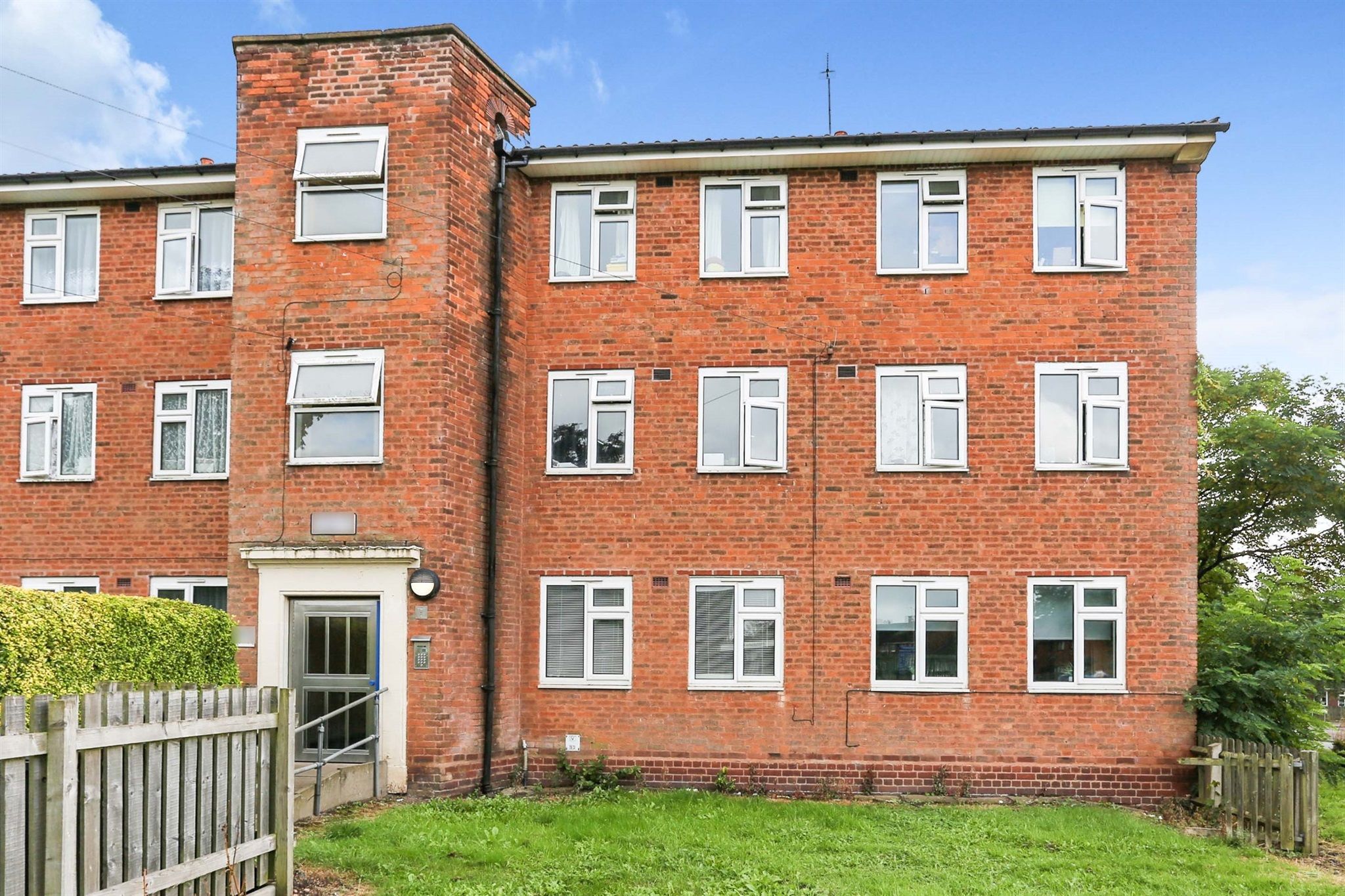 2 bed flat for sale in Brownfield Road, Shard End, Birmingham B34 Zoopla