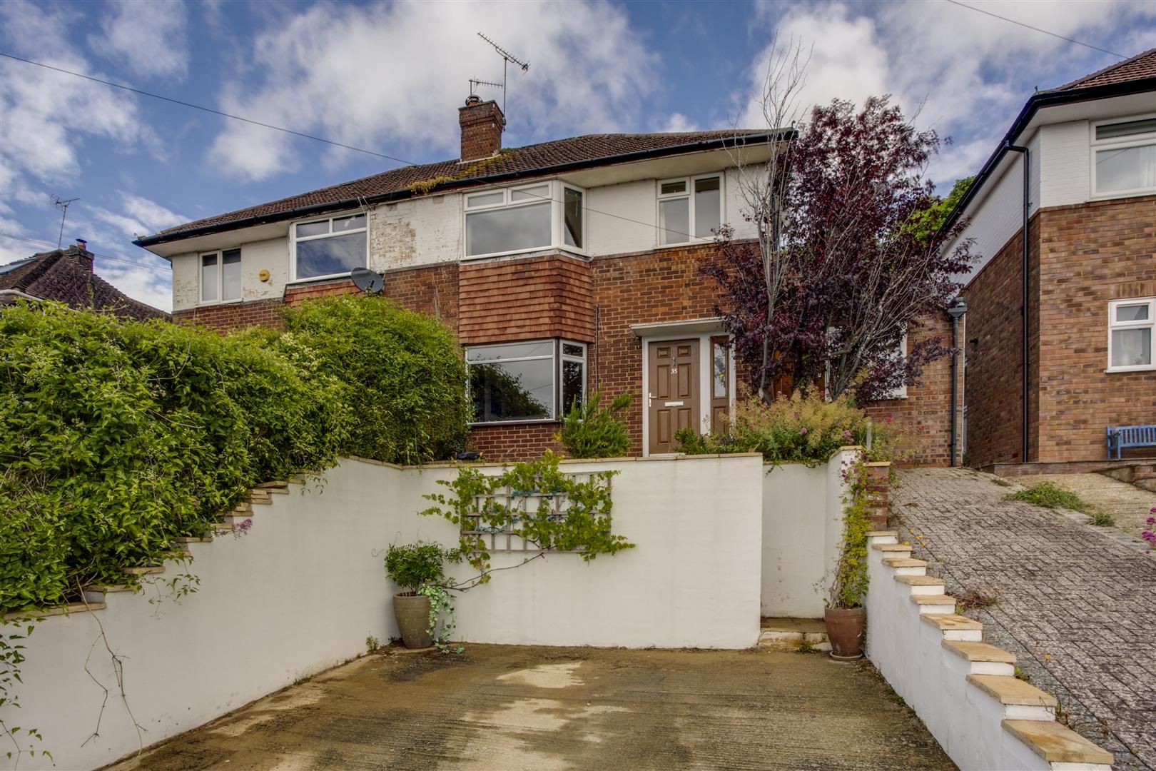 4 bed semidetached house for sale in Middlebrook Road, Downley, High